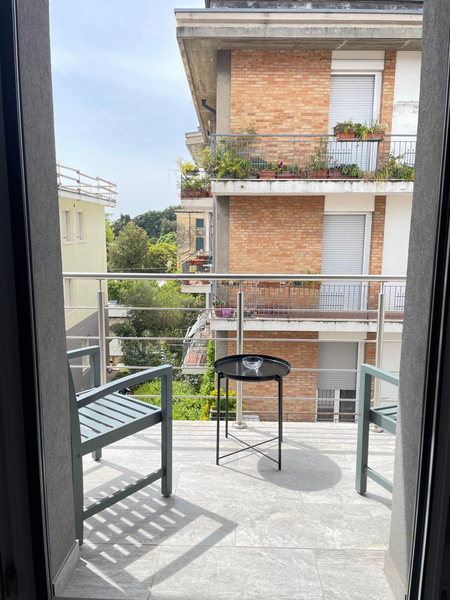 Bardolino Center Apartments Eksteriør billede